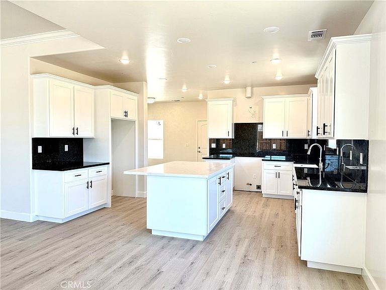 Aspenwood new construction home photo