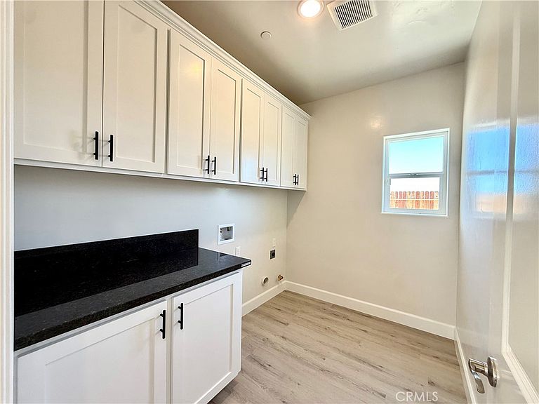 Aspenwood new construction home photo