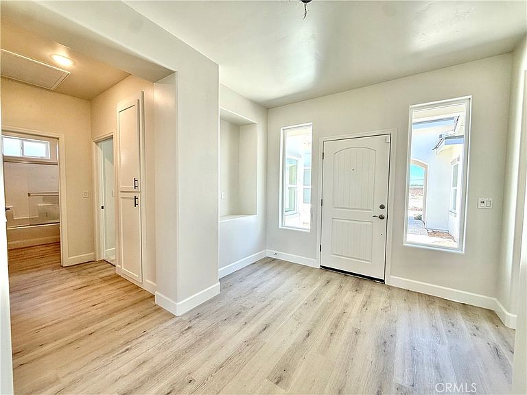 Aspenwood new construction home photo