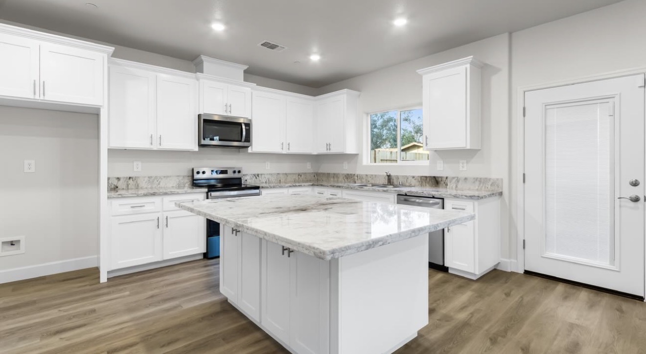 Capella home photo 2